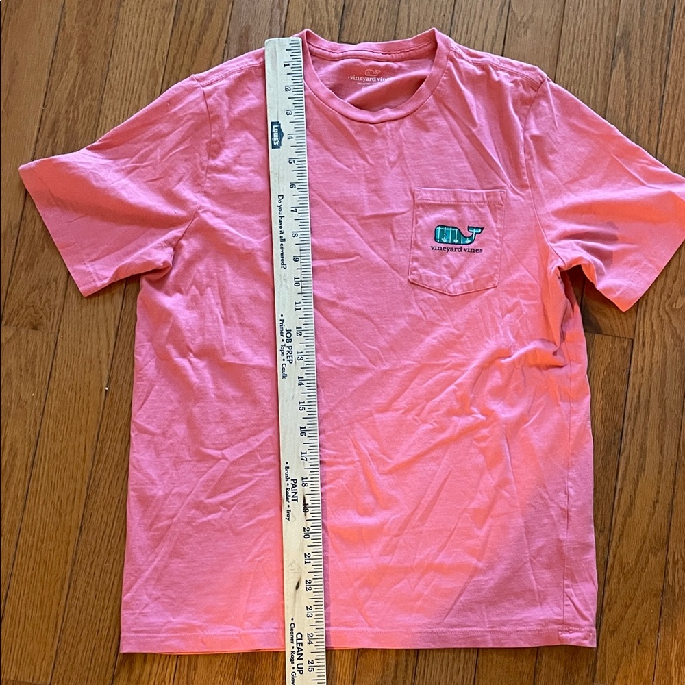 Vineyard Vines large Coral Pink Short-Sleeve Pocket Tee - Picture 6 of 7